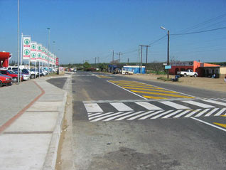 ZAI - ESIKHALENI MALL ROAD